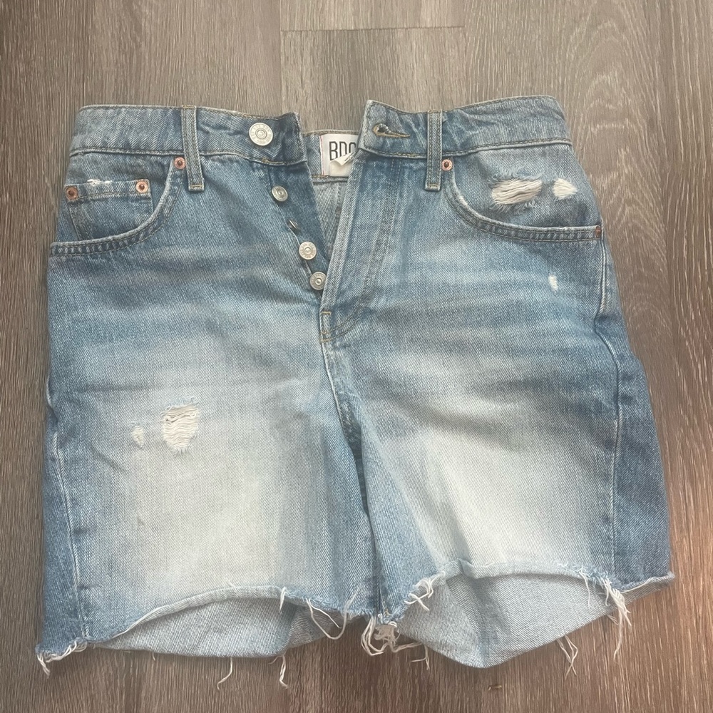 90’s Long Inseam Short - Picture 2 of 4
